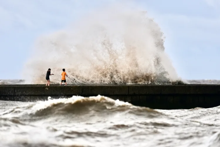 Tropical Storm Bertha makes landfall in Louisiana